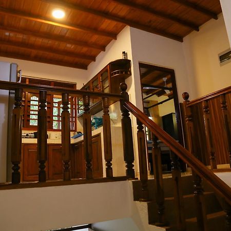Ravi Villa Hikkaduwa Bagian luar foto