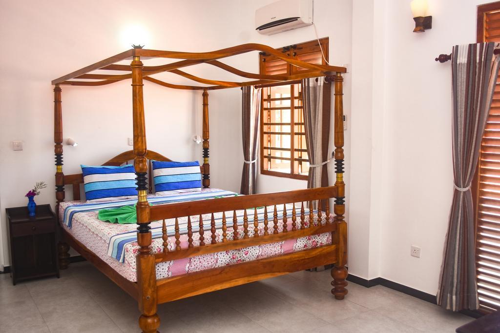 Ravi Villa Hikkaduwa Bagian luar foto